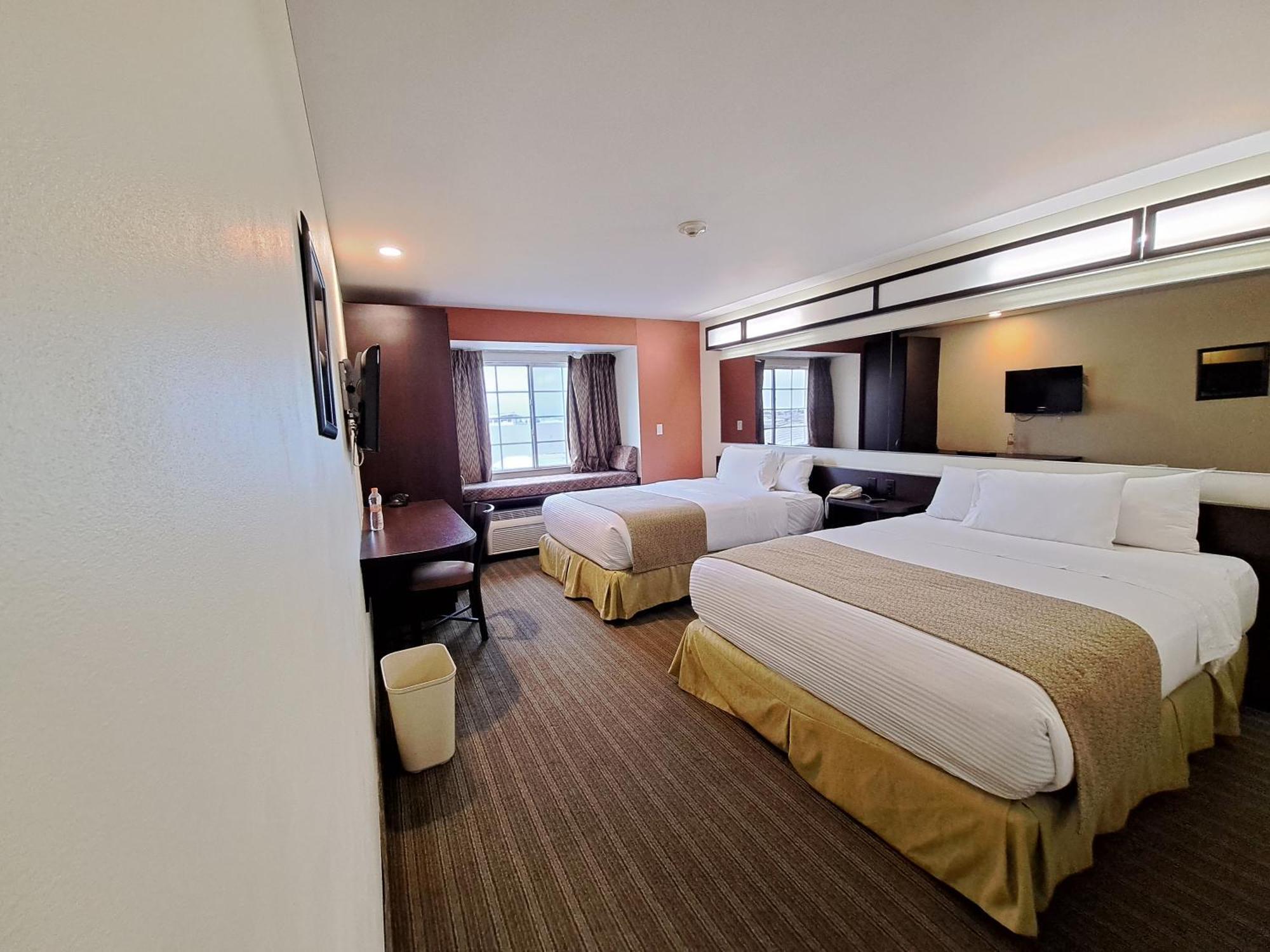 Microtel Inn And Suites By Wyndham Toluca Exteriér fotografie